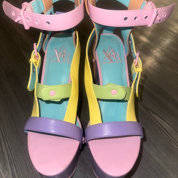 YRU platform Night Call rave shoes. - Picture 2 of 5